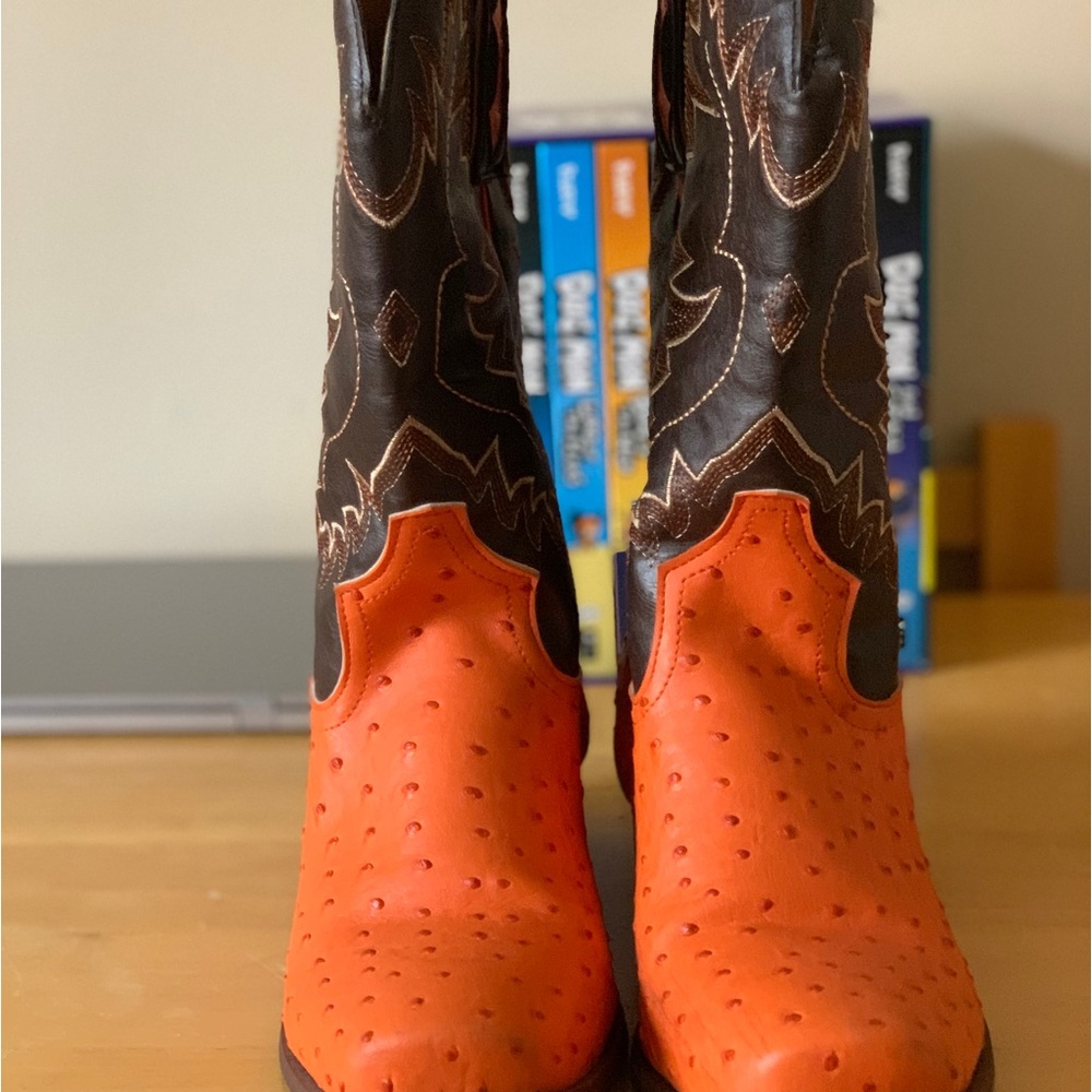 Excellent quality cowboy boots ready for the fall season